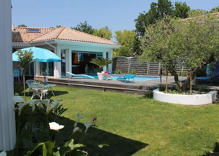 فندق مبيت وإفطار Aresia 4*