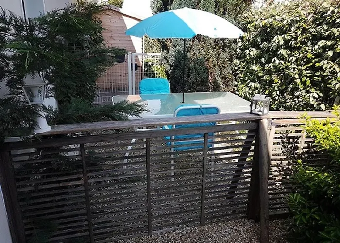 Aresia فندق مبيت وإفطار 4*