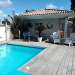 Aresia Bed & Breakfast 4*