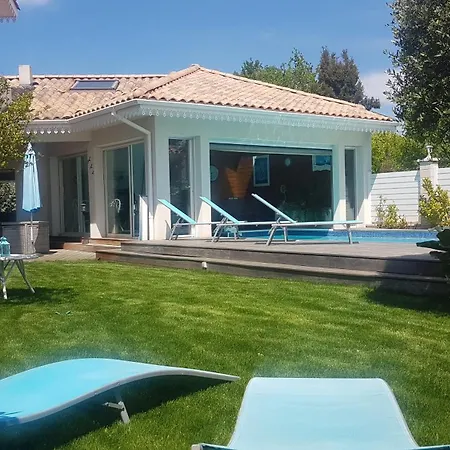 Aresia Bed & Breakfast Ares