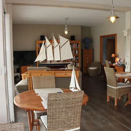 Aresia 4*