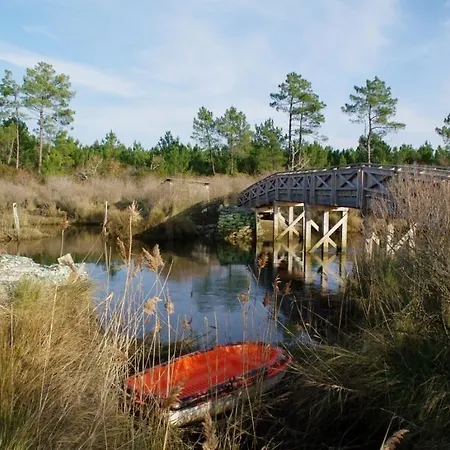 Aresia Bed & Breakfast 4*