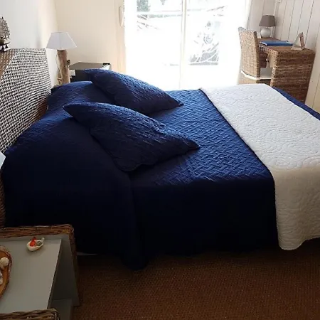 Aresia Bed & Breakfast 4*